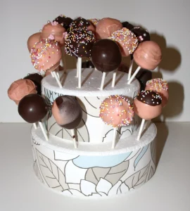 How to make cake pops from scratch