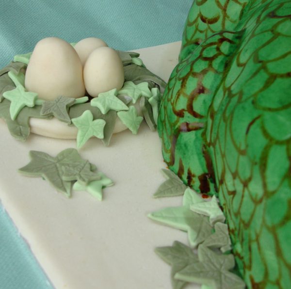 The dinosaur birthday cake