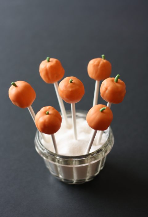 Pumpkin cake pops