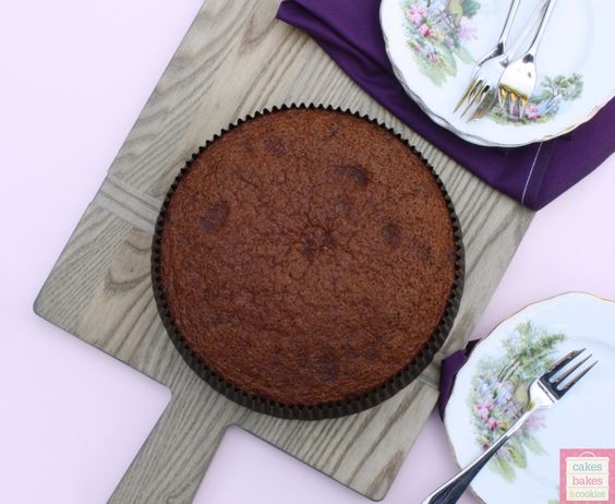 Round Honey cake from above